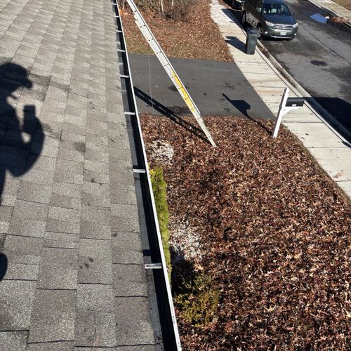 Gutter Cleaning and Maintenance