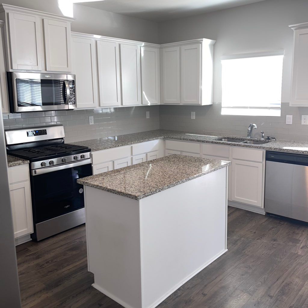 Fresh & Clean Cleaning Solutions
