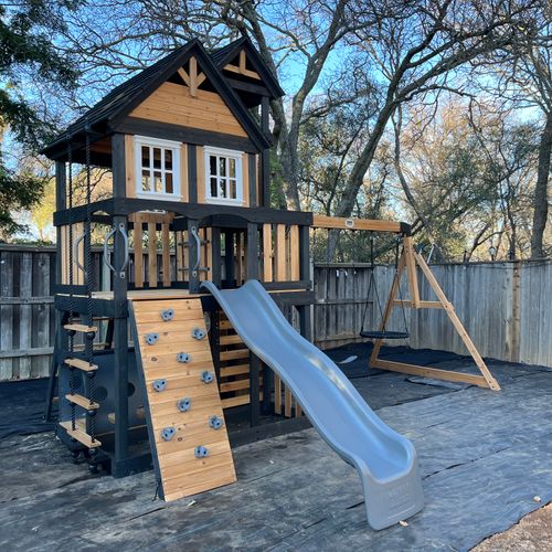 Play Equipment Construction and Assembly