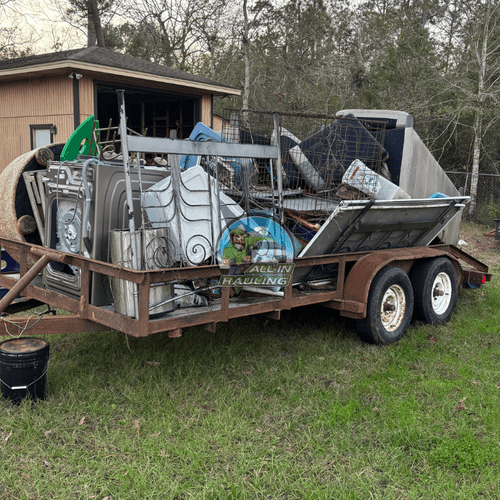 Full trailer junk removal in Conroe.