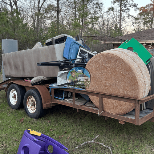 Full trailer junk removal in Conroe.