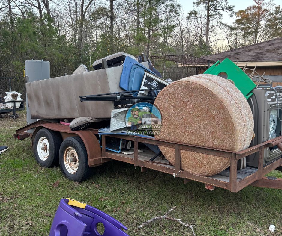 Full trailer junk removal in Conroe.