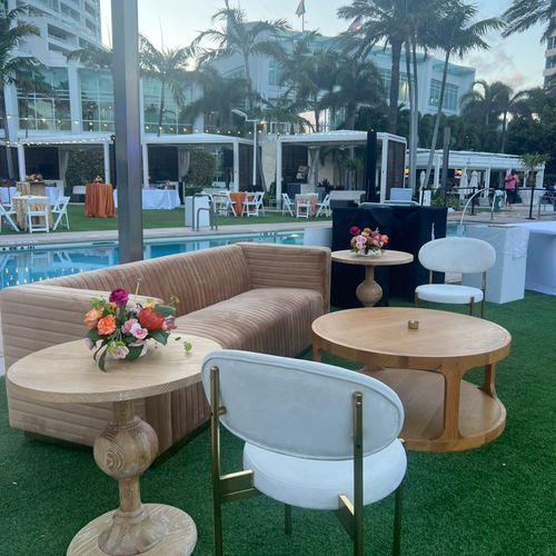 Pool side - Decor - Corporate Event - Miami