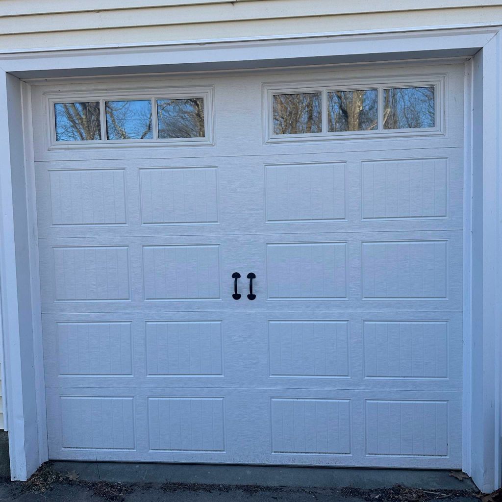 Central Mass Garage Doors