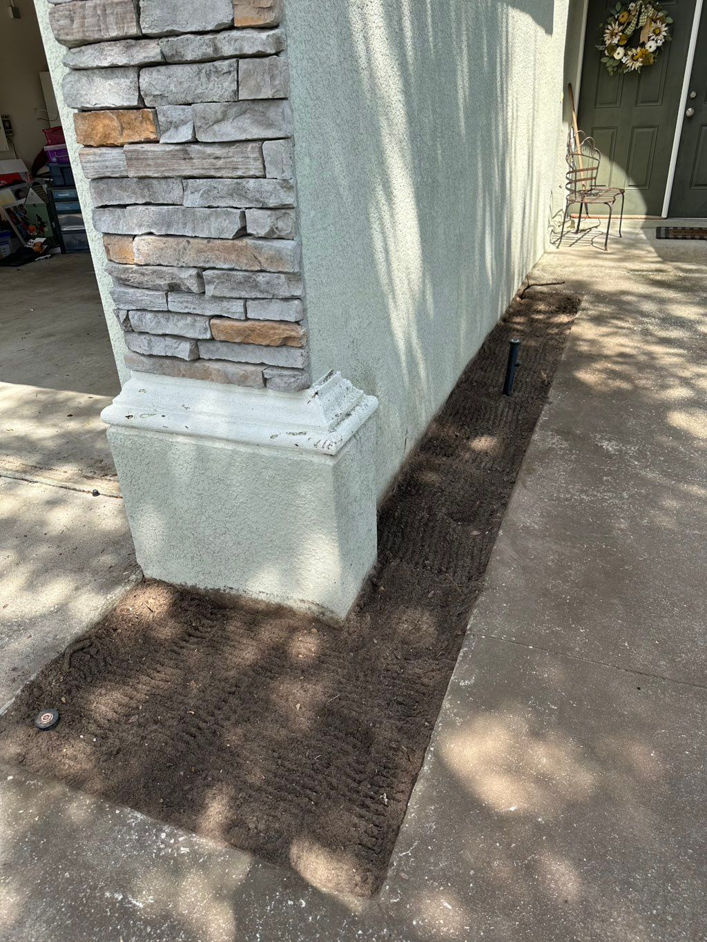 Garden bed cleaning 