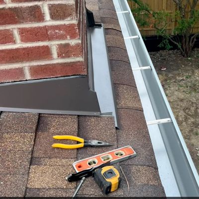 Avatar for Pedro B.Gutters,shingle,siding,flat,tuck-pointing