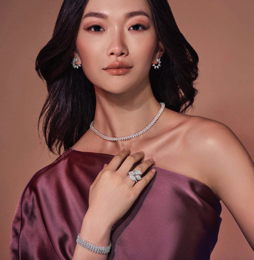 Makeup for Hyde Park jewelry advertorial