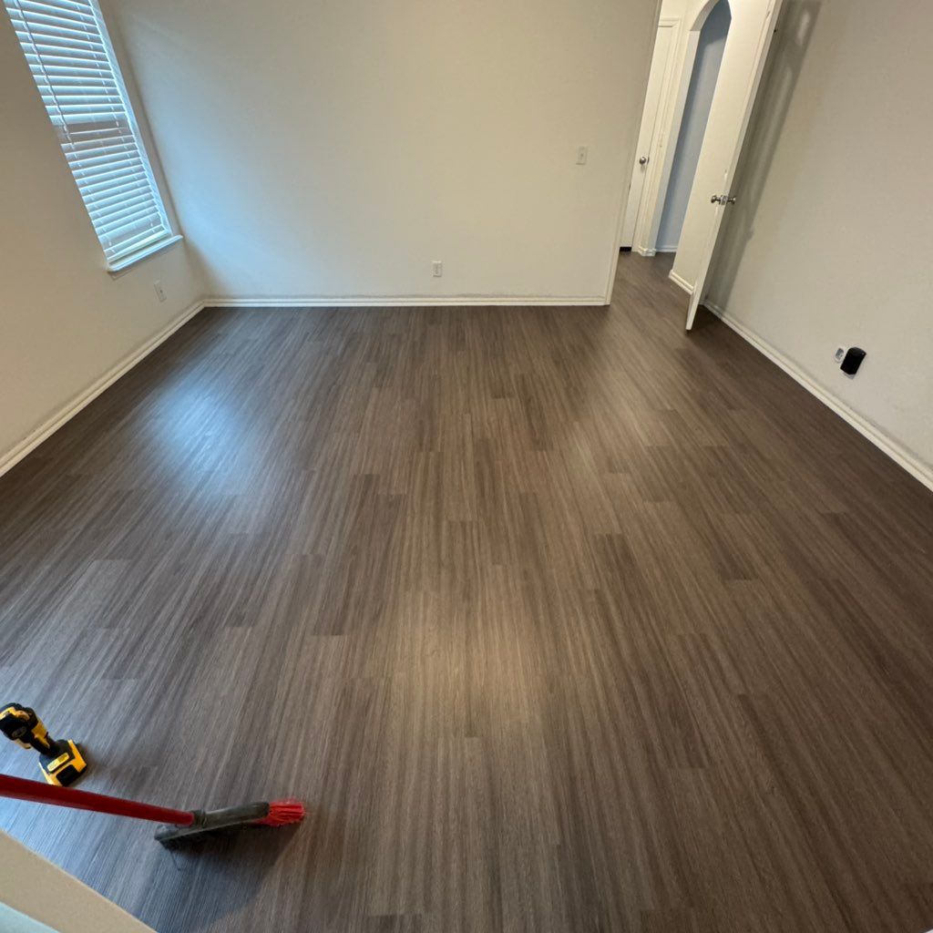 918 Flooring