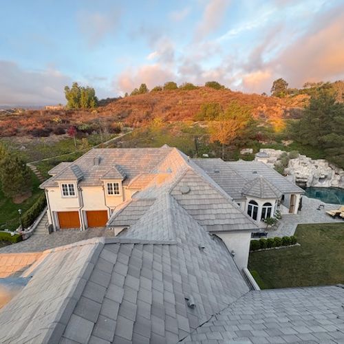 Roof Cleaning