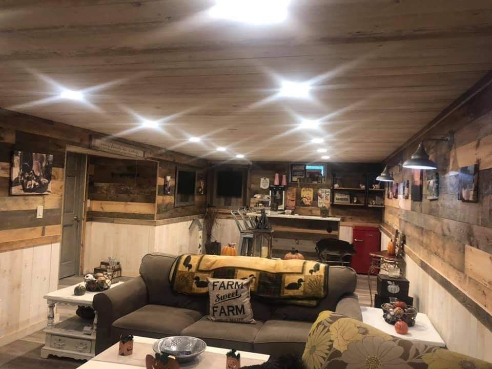 finished upgraded living room