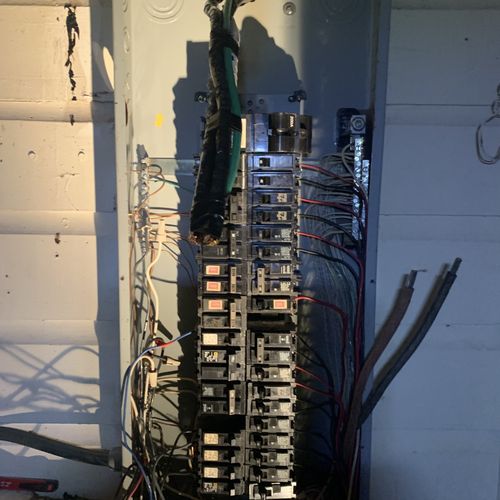 Circuit Breaker Panel or Fuse Box Repair