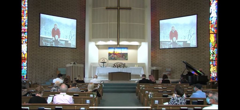 Live-stream, Celebration of life, multiple DJs-cam