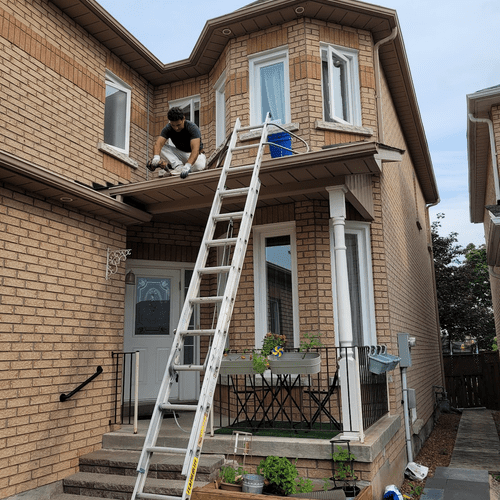 Gutter Cleaning and Maintenance