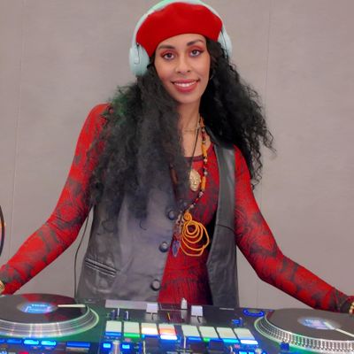 Avatar for DJ Weirdowithsoul