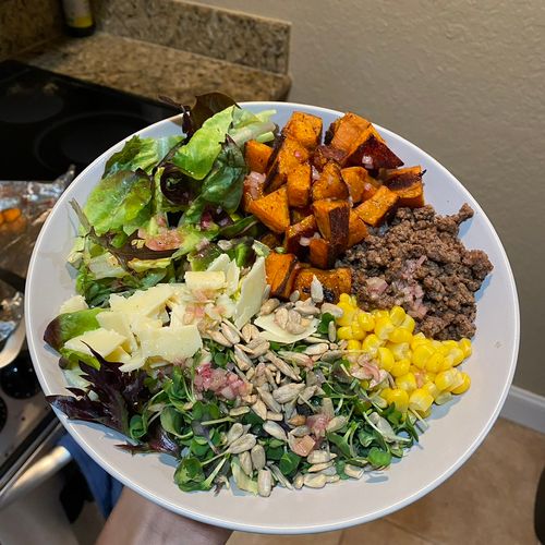 Nourishing harvest salad!