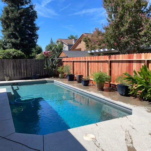 Redwood fence installation 