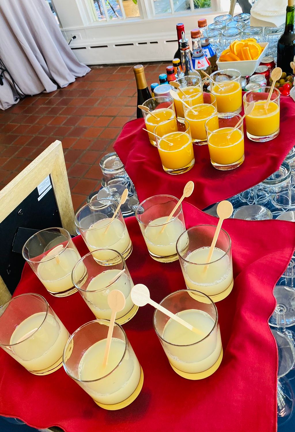 Wedding Cocktail Hour Setup - Lemon Drop (L) Grand