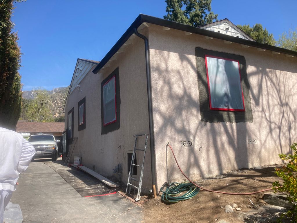 House in Altadena (before)