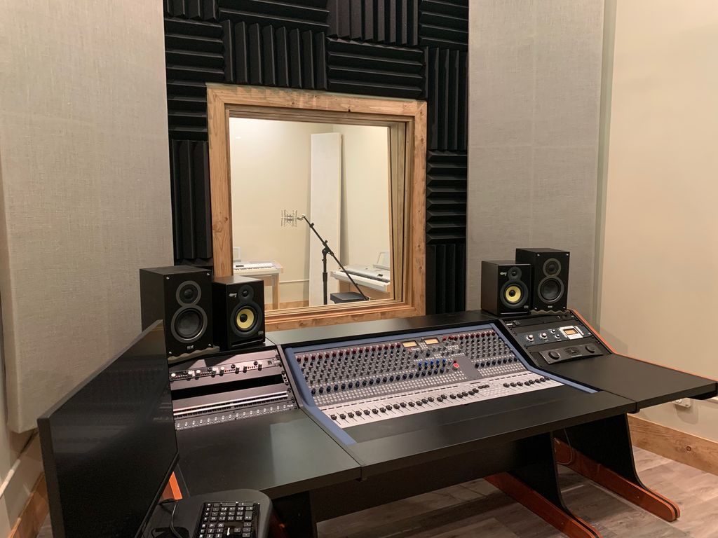 Control Room B