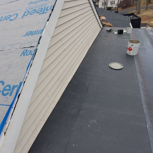 EPDM and shingle  roof (in process)