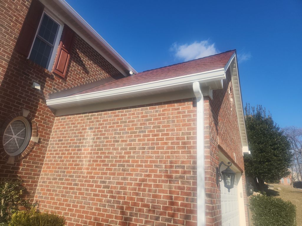 Gutter Cleaning and Maintenance