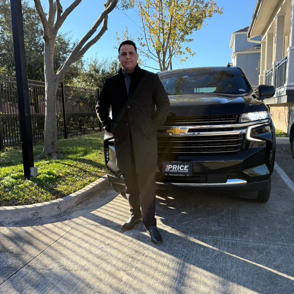 Mauro lux limo LLC