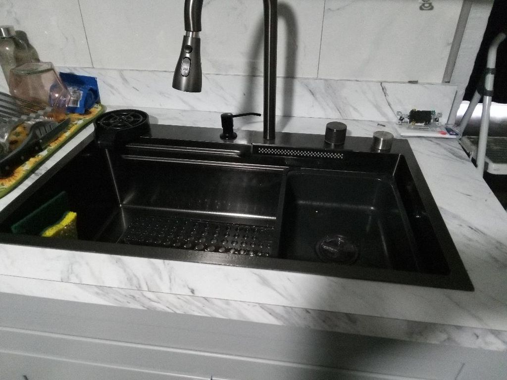 Falcon special sink