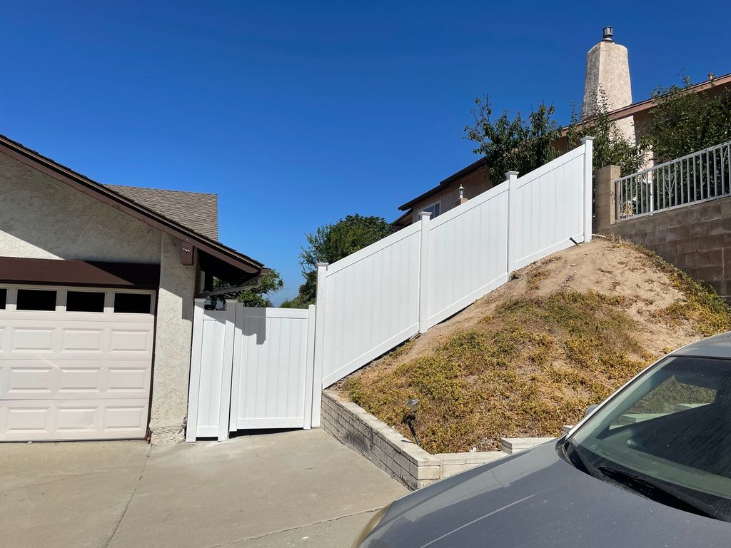 Vinyl Fencing + Gate Installation