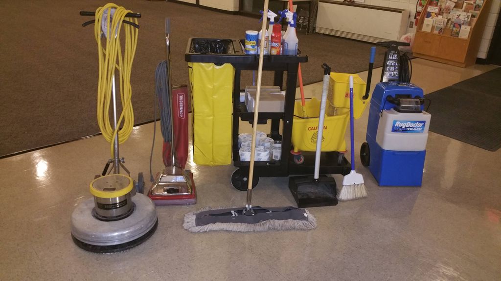 commercial cleaning equipment