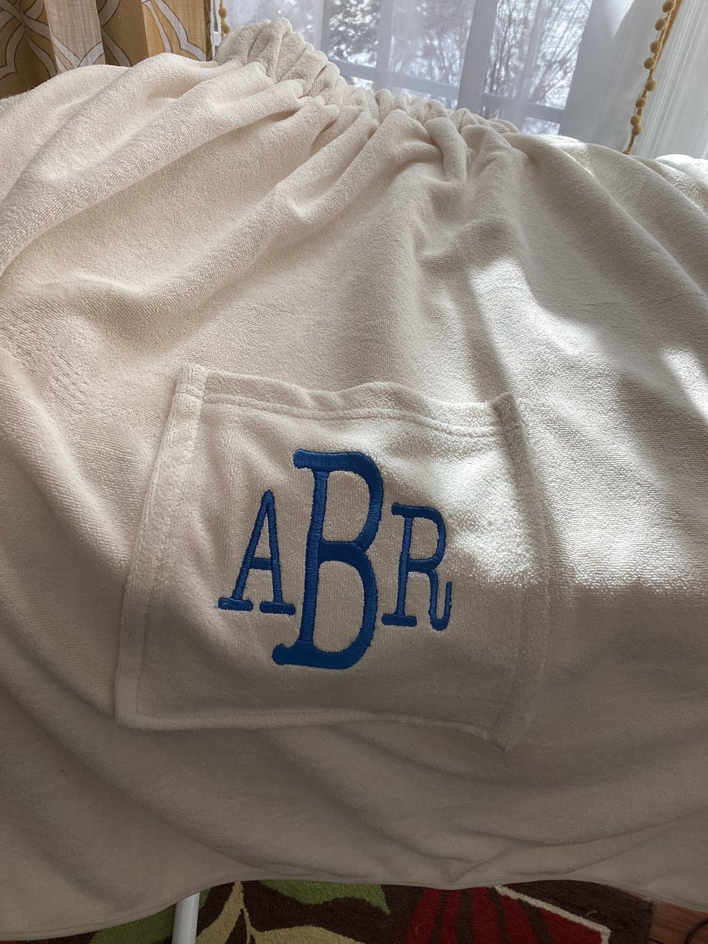 GRADUATION GIFTS TOWEL WITH SCHOOL COLORS