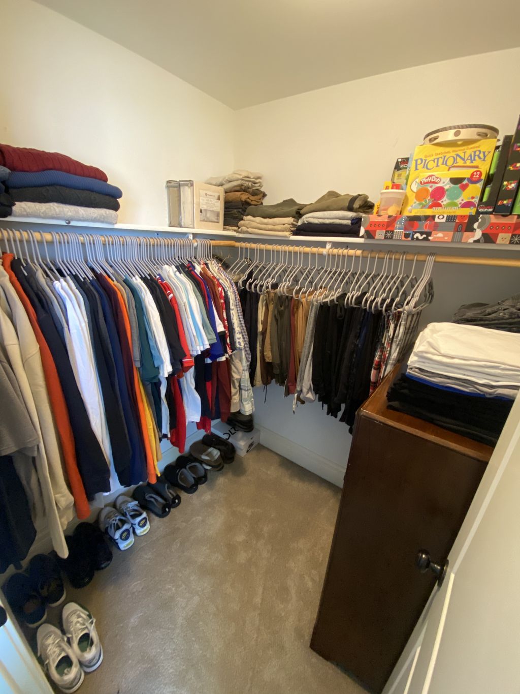 Walk in closet - after