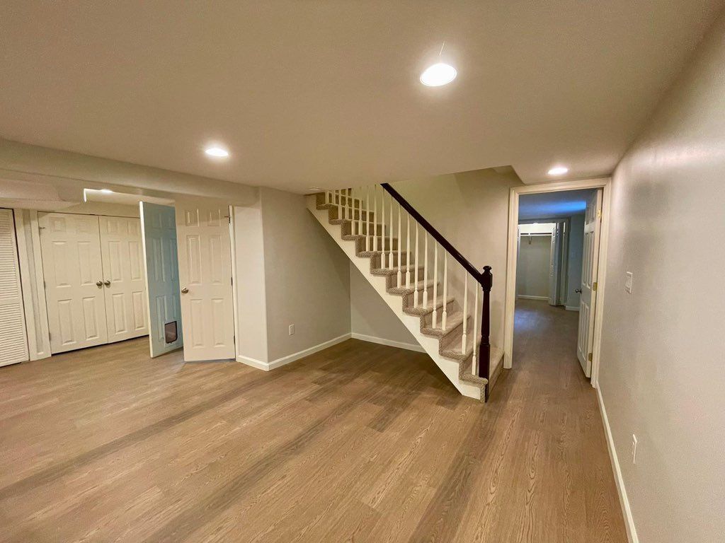 Finished product with paint floors baseboard. 