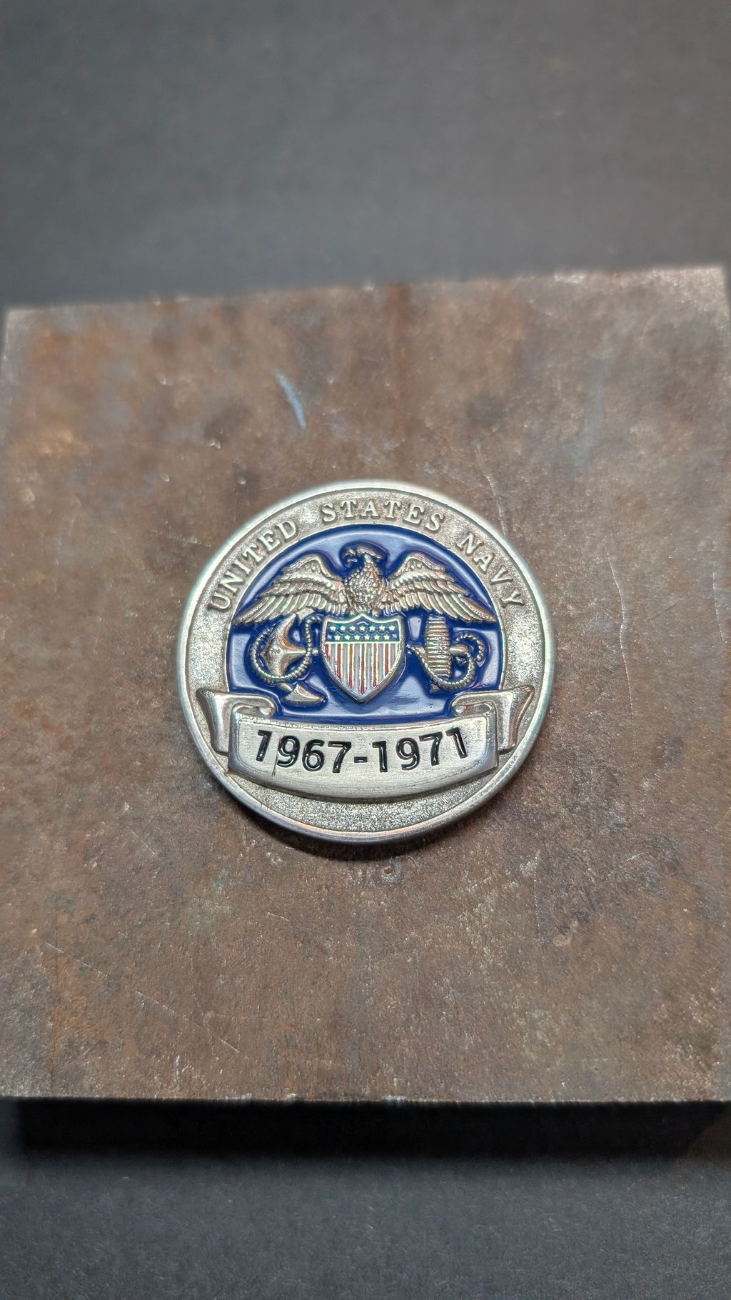 Date engraving on US Navy challenge coin