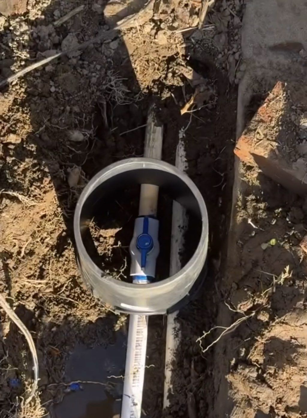 Shut off valve installation for sprinkler system 