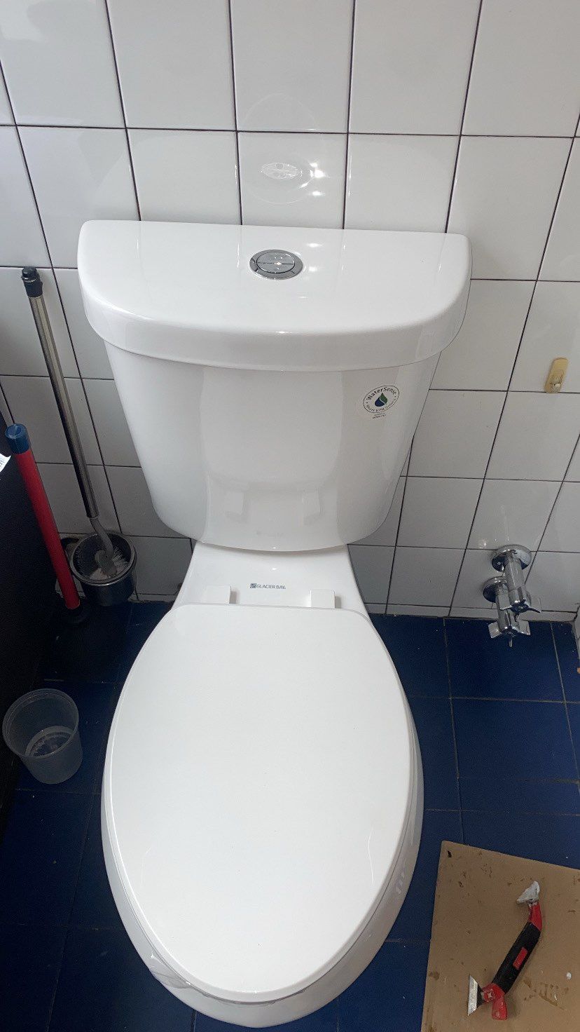 TOILET INSTALL 