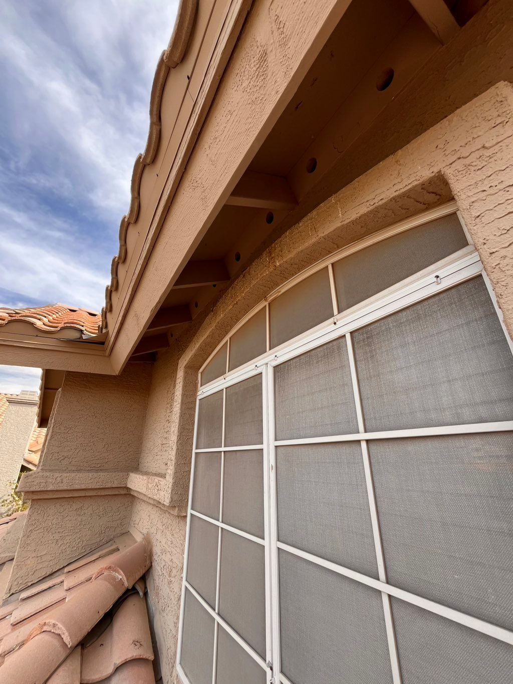 Before picture of where pigeons were nesting and i