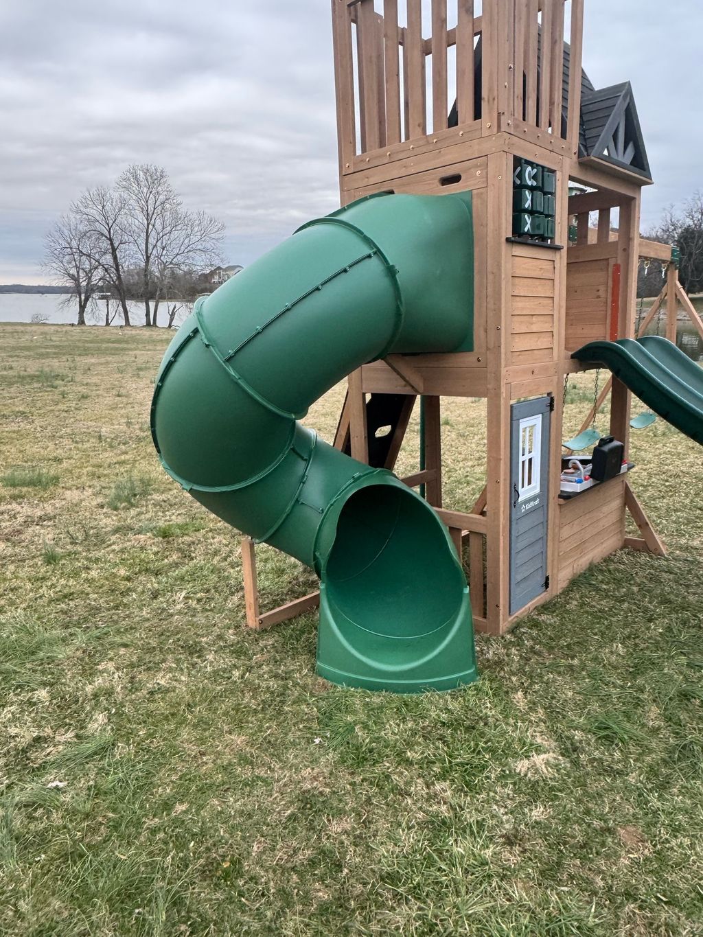 Play Equipment Construction and Assembly