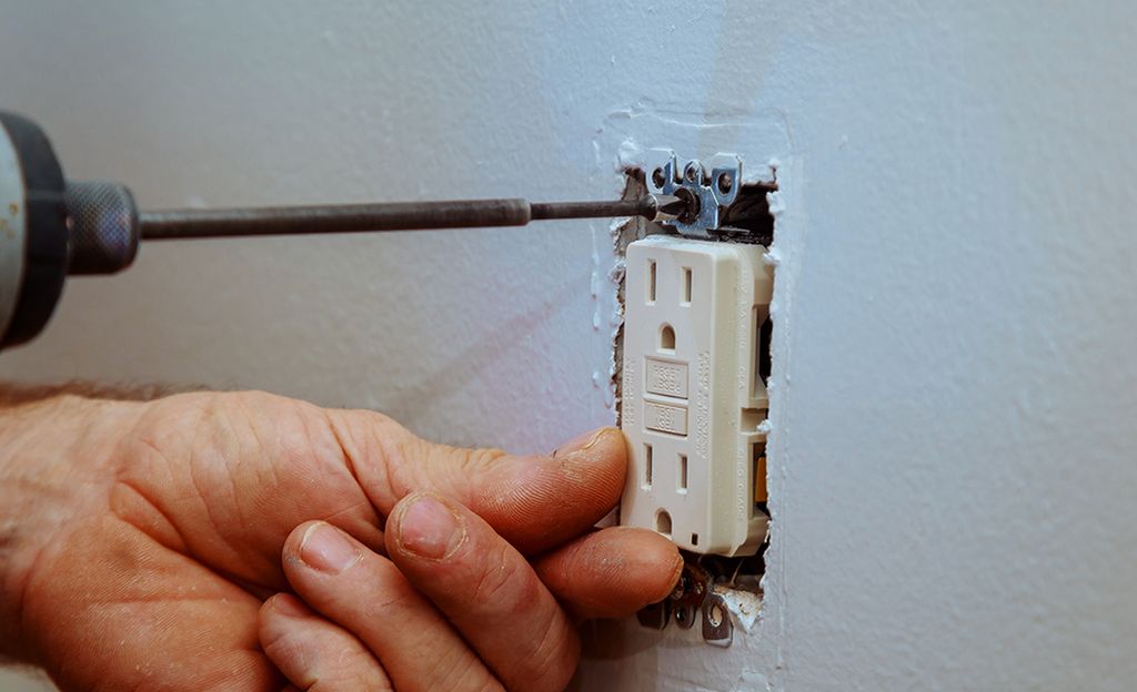 Electrical/Outlet Change