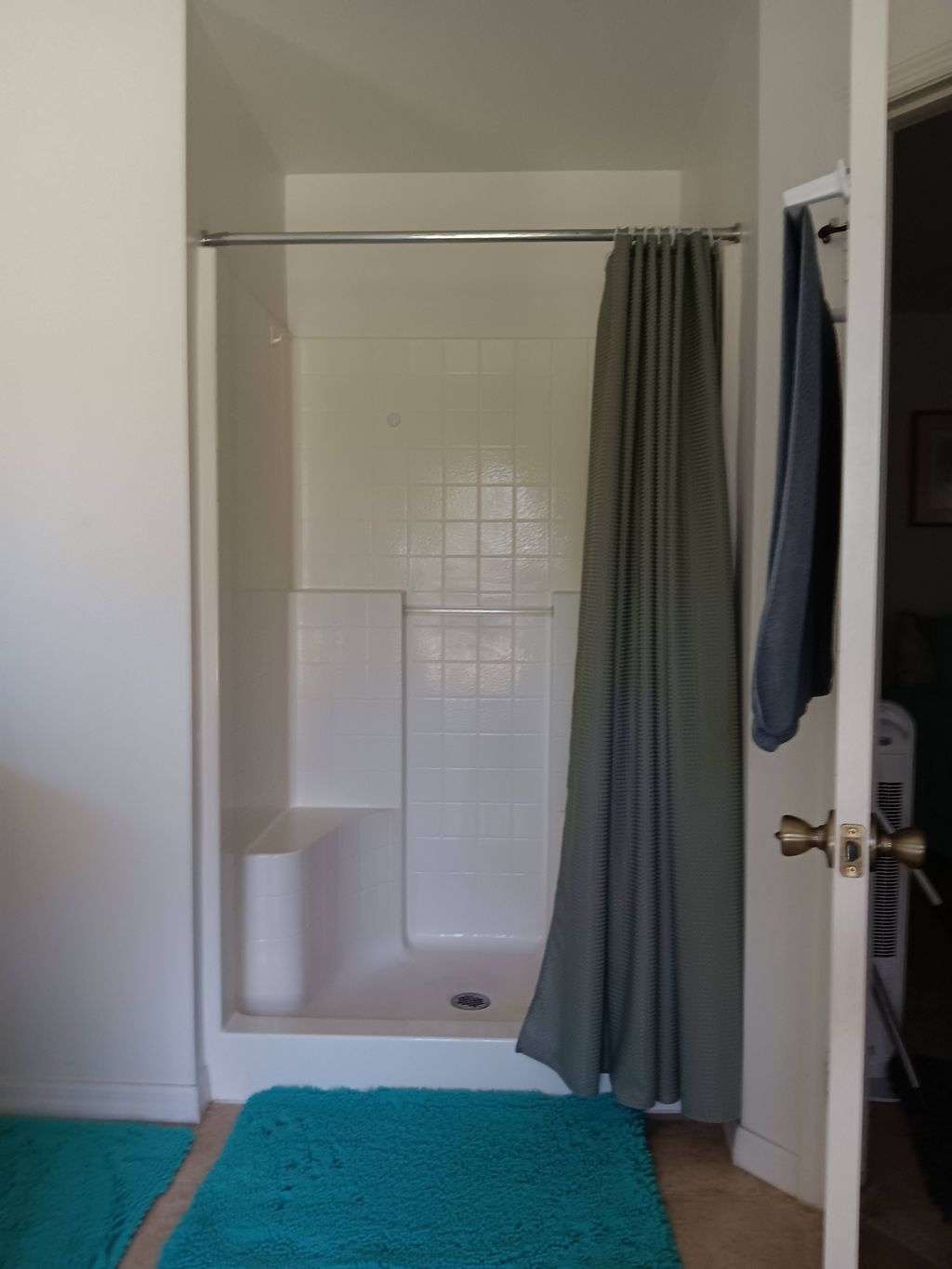 Master bath sanitized 