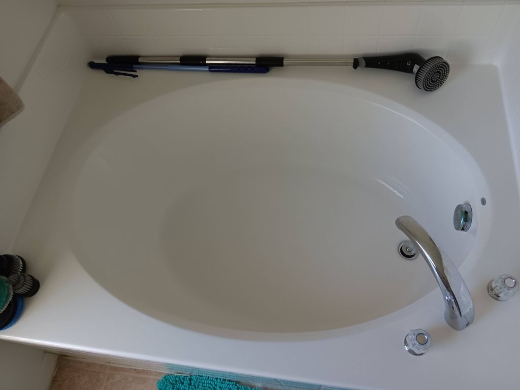 Master bathtub sanitized 