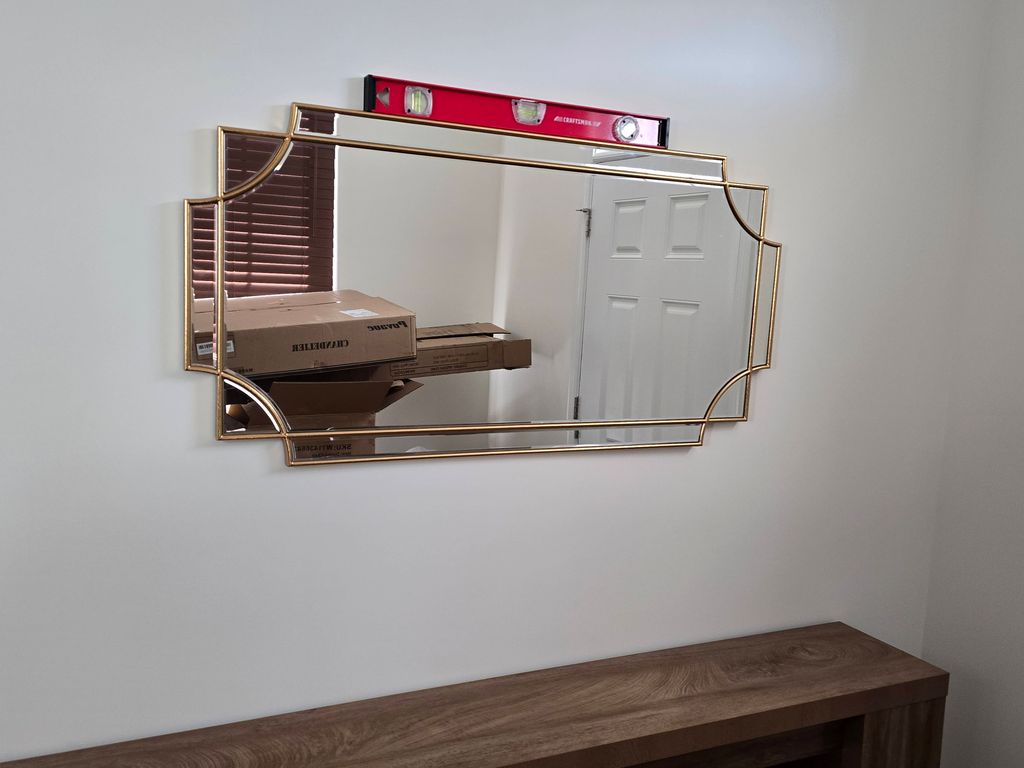 hung and level