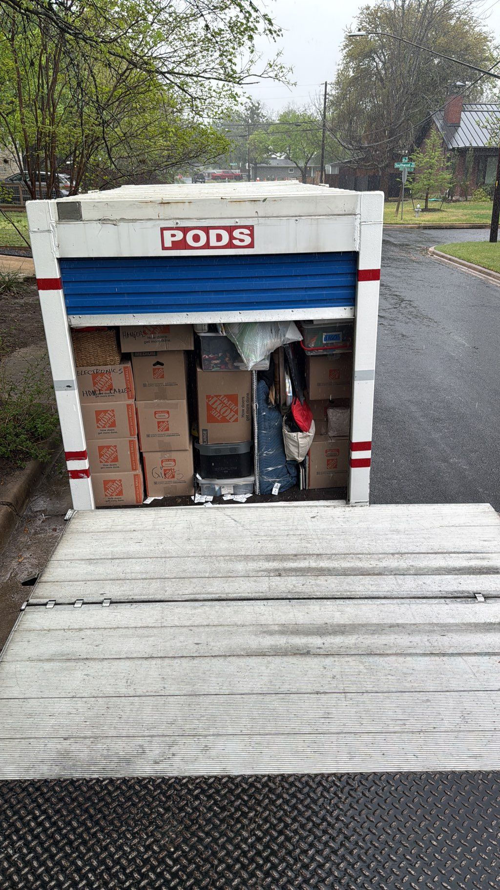From POD to an apartment ( moving service )