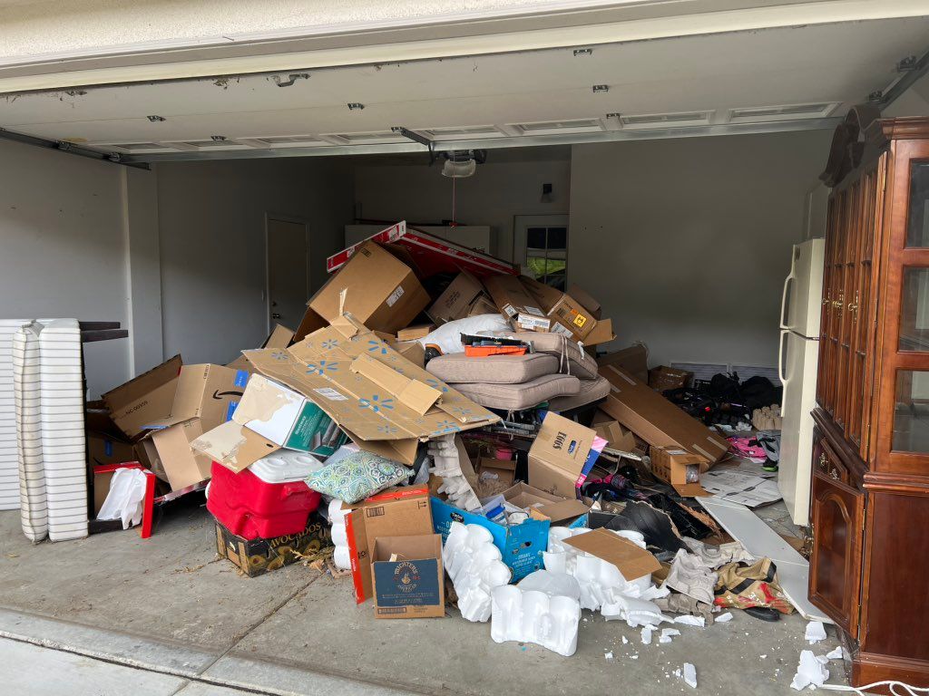 Brea garage clean out 