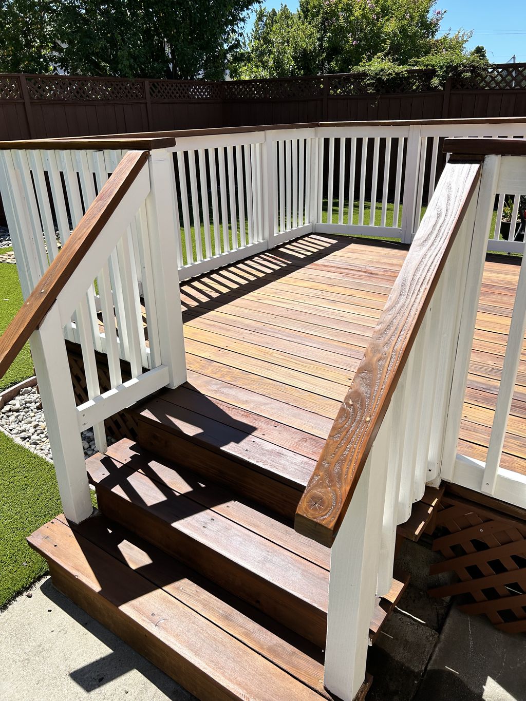 Deck and Railing Refinish