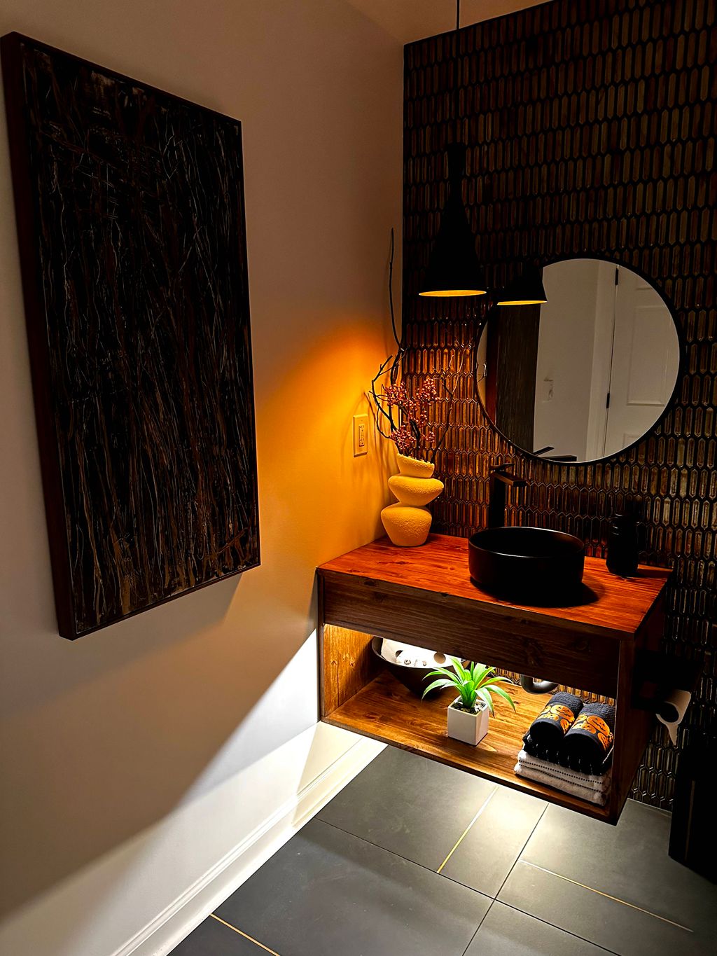 Powder room in Chalfont 2/2025