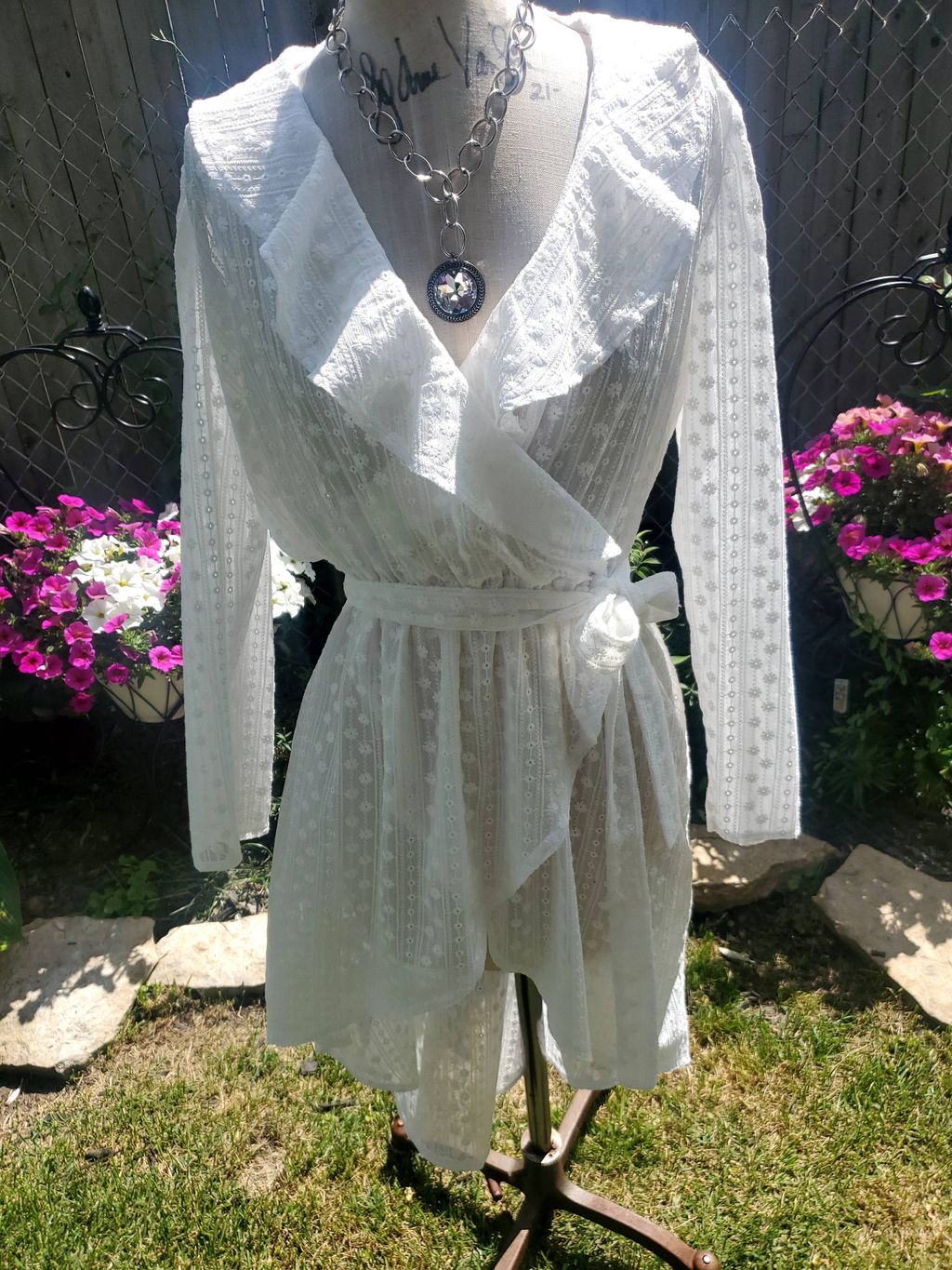 Eyelet highlow Flowing Blouse