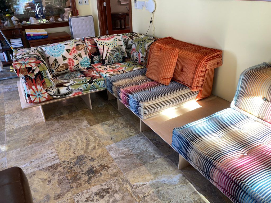 Sofa platforms.