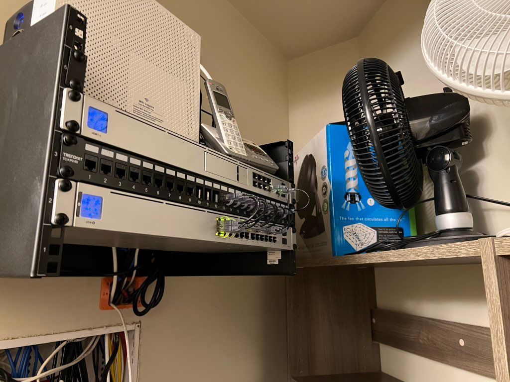 Network setup with 7 WiFi access points!  Blazing 