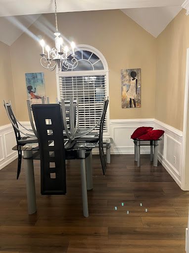 Move in/ Move out Clean -Diningroom
