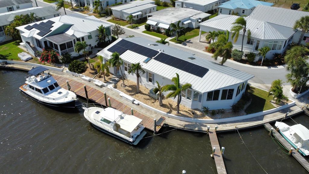 Beautiful Solar Panels in Stuart, Florida
